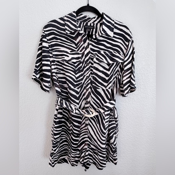 Banana Republic Pants - Banana Republic Safari linen romper